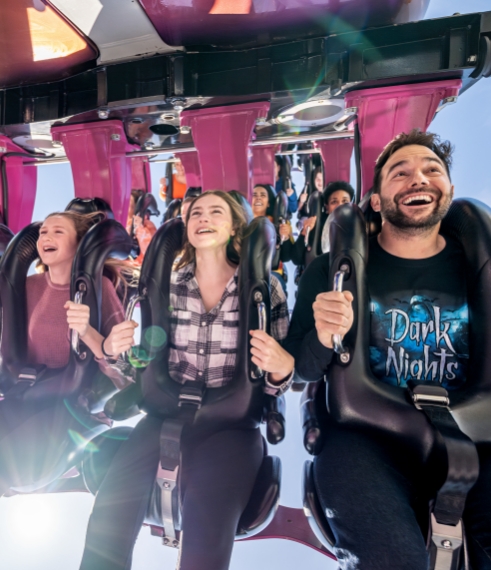 Group of people riding coasater in Hersheypark