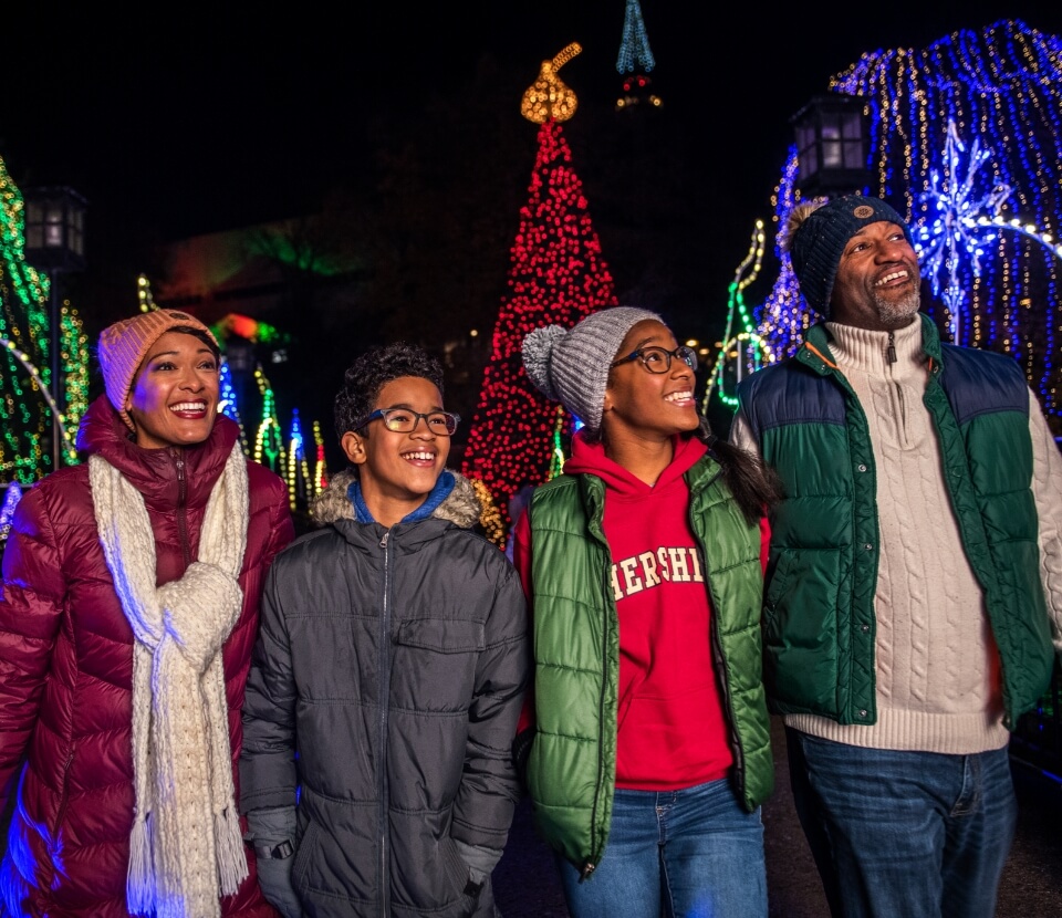 Family enjoying lights at Hersheypark Christmas Candylane